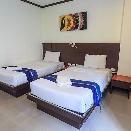 Sharaya Patong Hotel Esterno foto