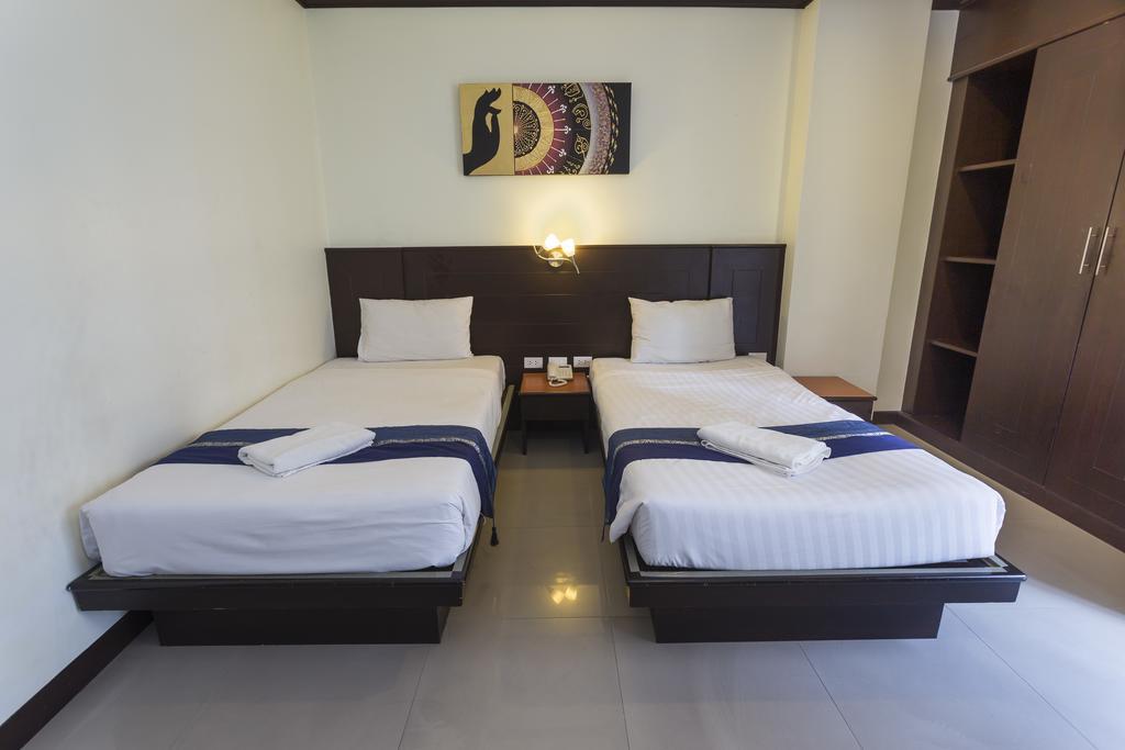 Sharaya Patong Hotel Esterno foto