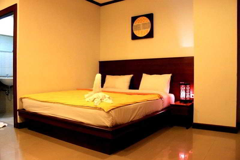 Sharaya Patong Hotel Esterno foto